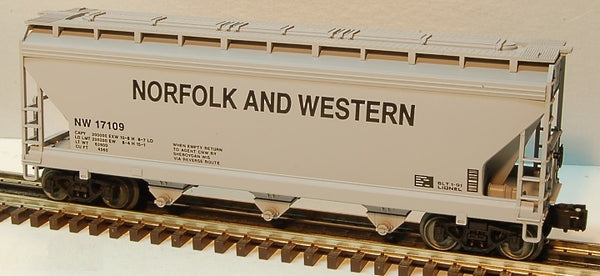 Lionel 6-17109 Norfolk & Western 3-Bay ACF Hopper Standard 'O'